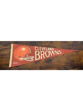 Vintage Cleveland Browns NFL Licensed Pennant With Retro Helmet Design